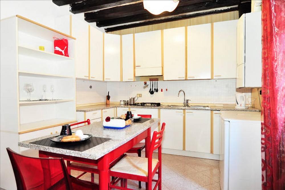 Mario 1000 Apartment
